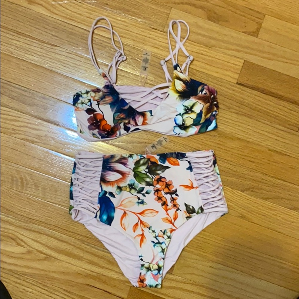 Tinibikini 2 set